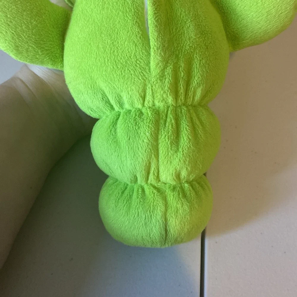 Hasbro Playskool Glo Worm Lullaby 2009 Musical Glo Worm 10